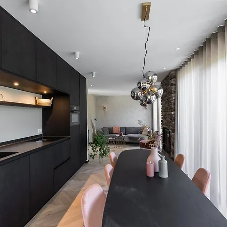 The Mini Villa